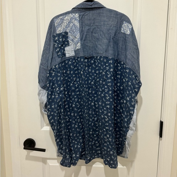 Button down - Picture 2 of 2